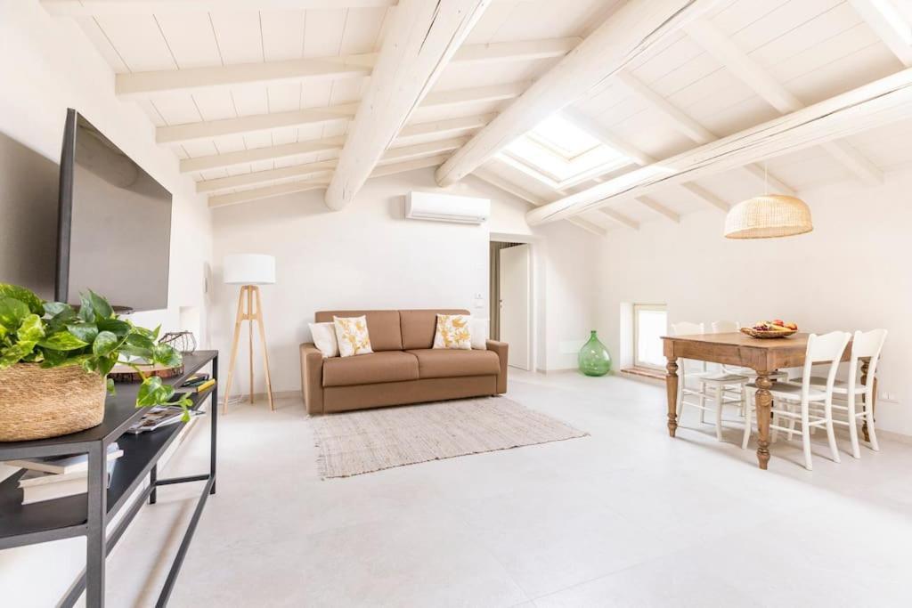 Verdeolivo 1876 - Apartments & Pool Mezzane di Sotto Eksteriør bilde
