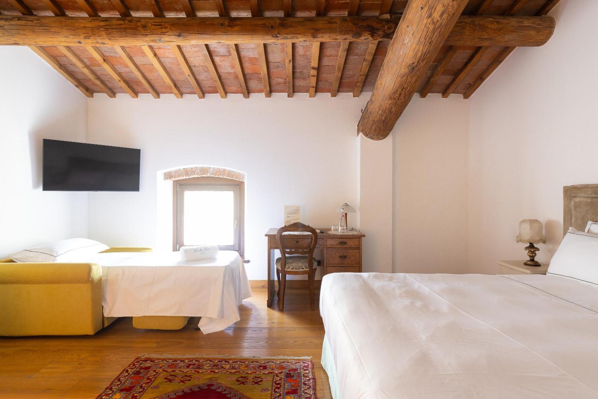 Verdeolivo 1876 - Apartments & Pool Mezzane di Sotto Eksteriør bilde