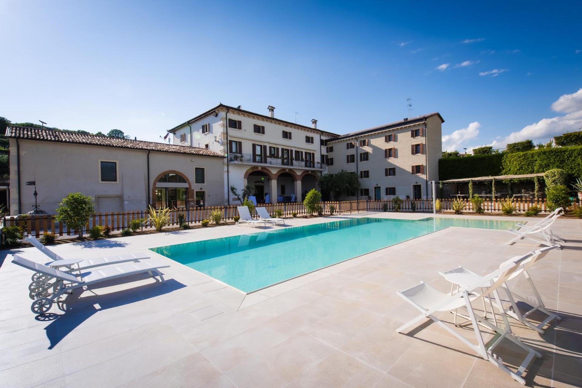 Verdeolivo 1876 - Apartments & Pool Mezzane di Sotto Eksteriør bilde